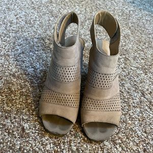 Franco Sarto Nude Wedge Heels